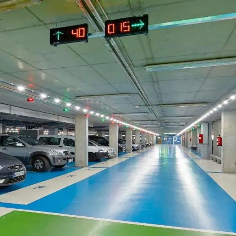 Led-sturing in parkeergarages Smart Parking Solutions